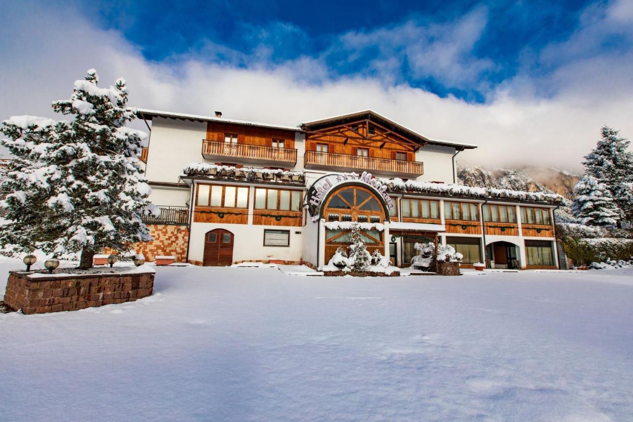 Hotel & Residence Montana Fai della Paganella Exterior photo